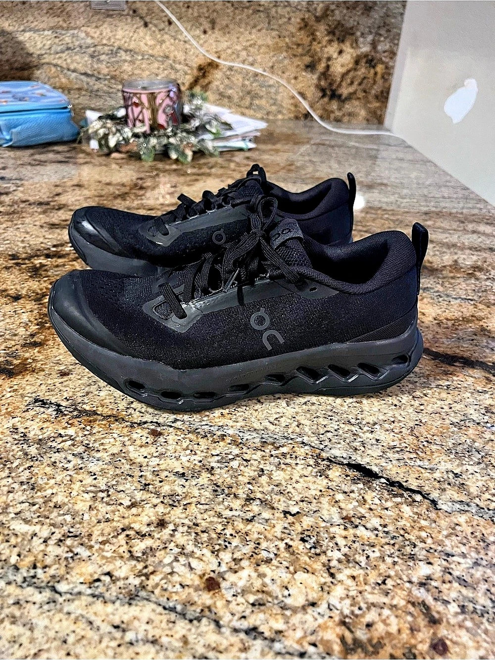 On Running Cloudsurfer Trail 2 Women’s Size 8 Black/Black Running Shoes